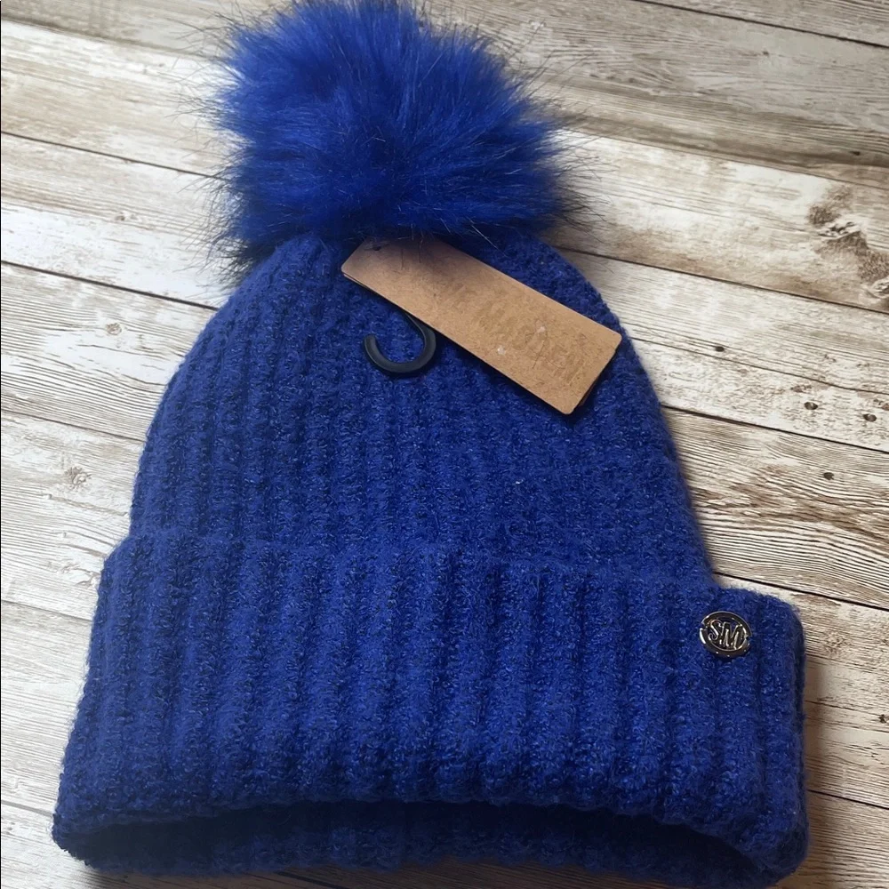 Steve Madden Blue‎ Knit Pom-Pom Hat NEW O/S